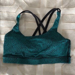 Lululemon bra size 8